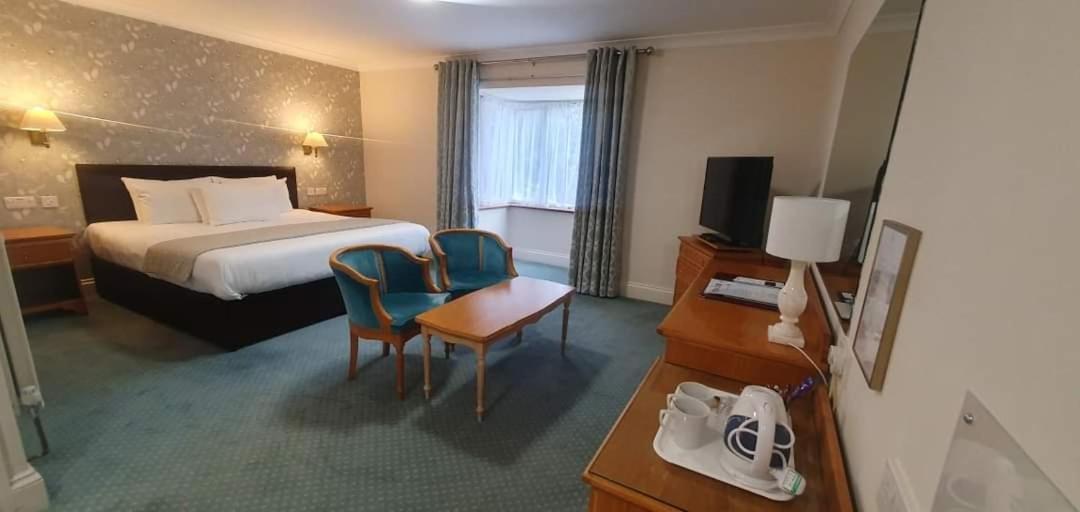 The Walnut Tree Hotel 브리지워터 외부 사진