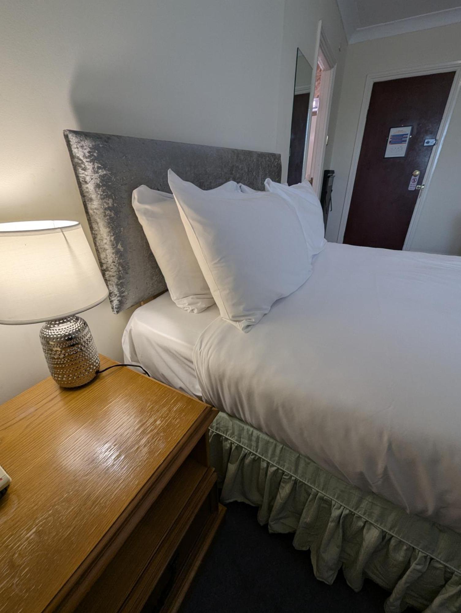 The Walnut Tree Hotel 브리지워터 외부 사진