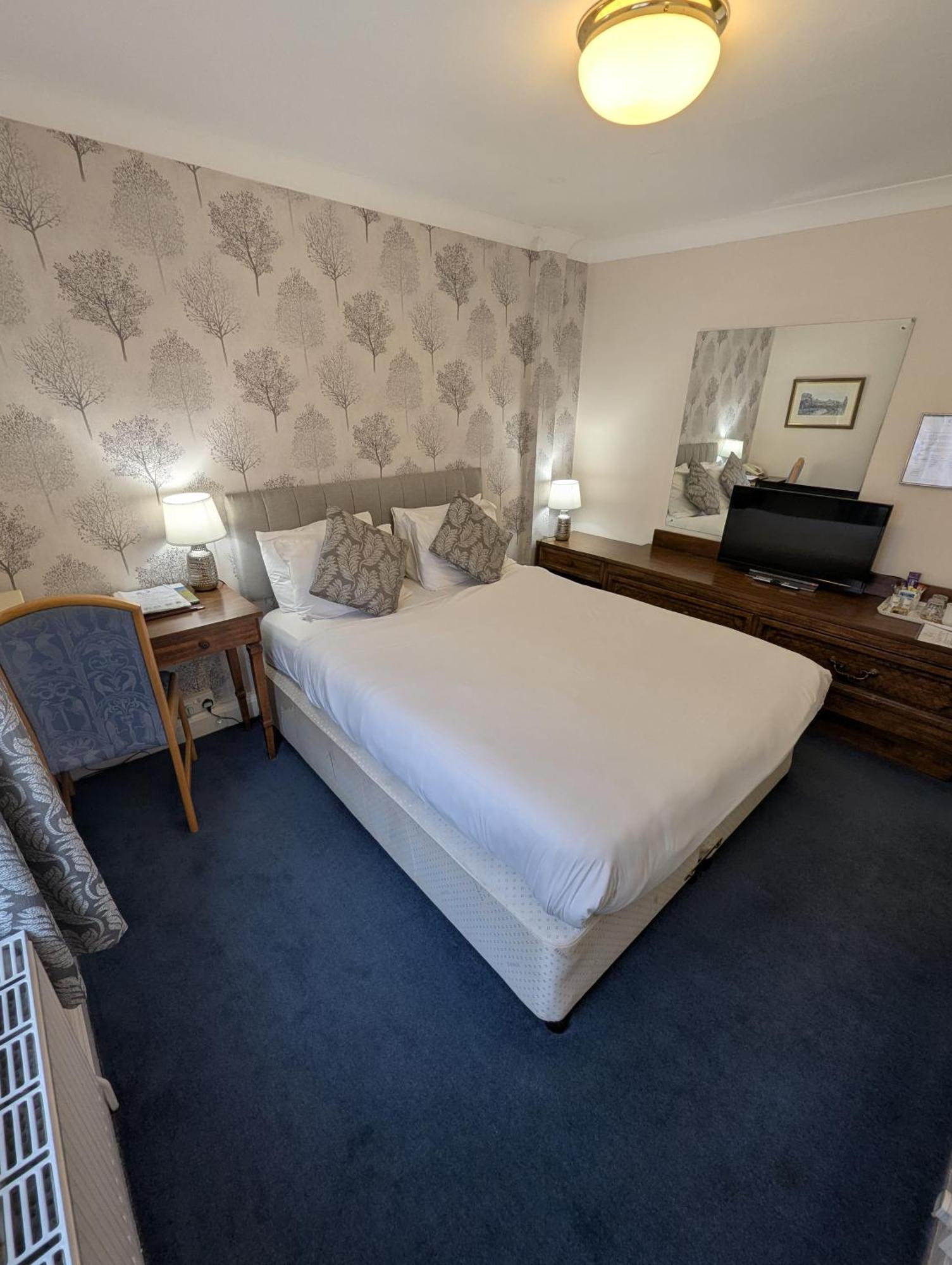 The Walnut Tree Hotel 브리지워터 외부 사진