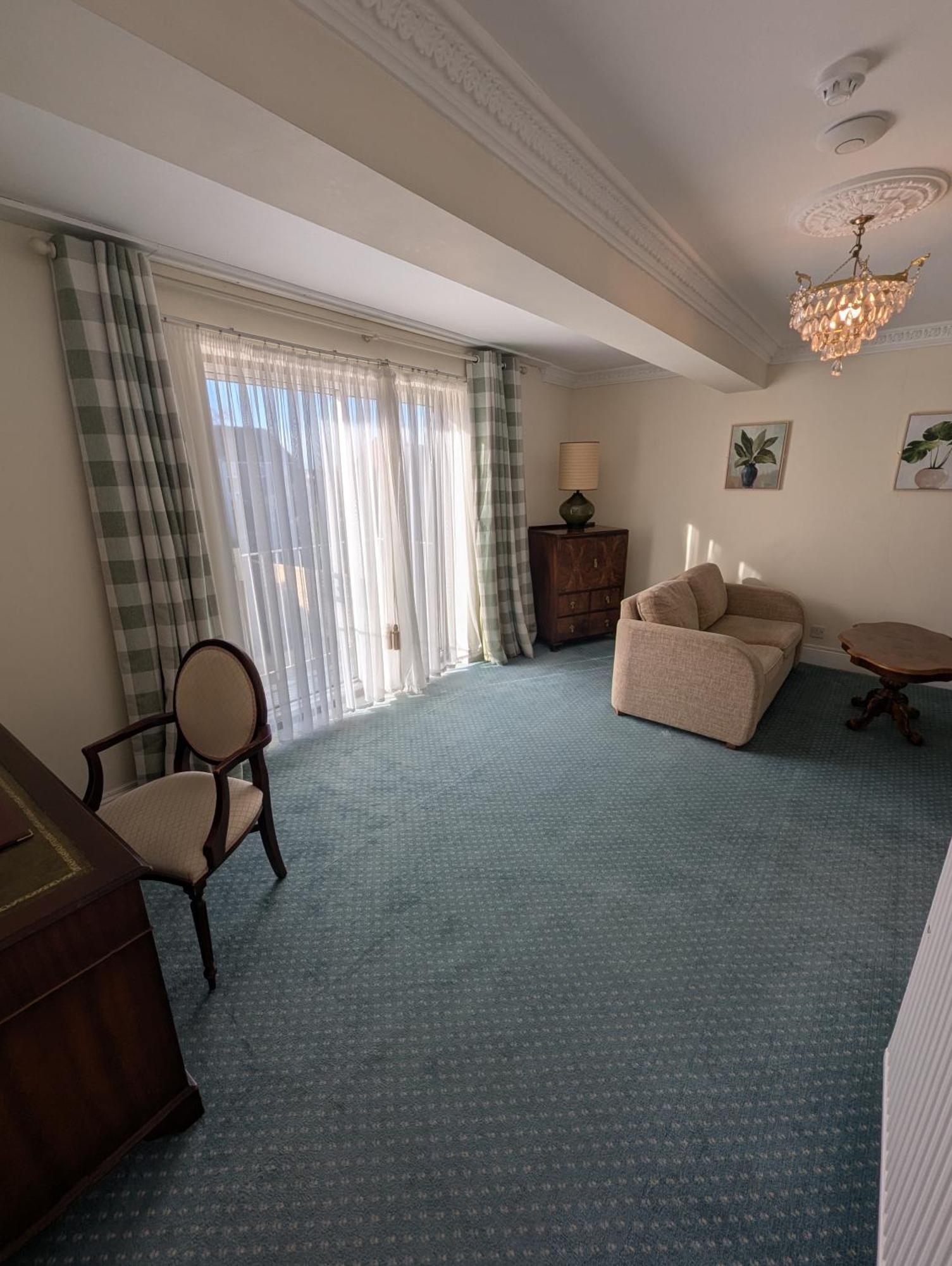 The Walnut Tree Hotel 브리지워터 외부 사진
