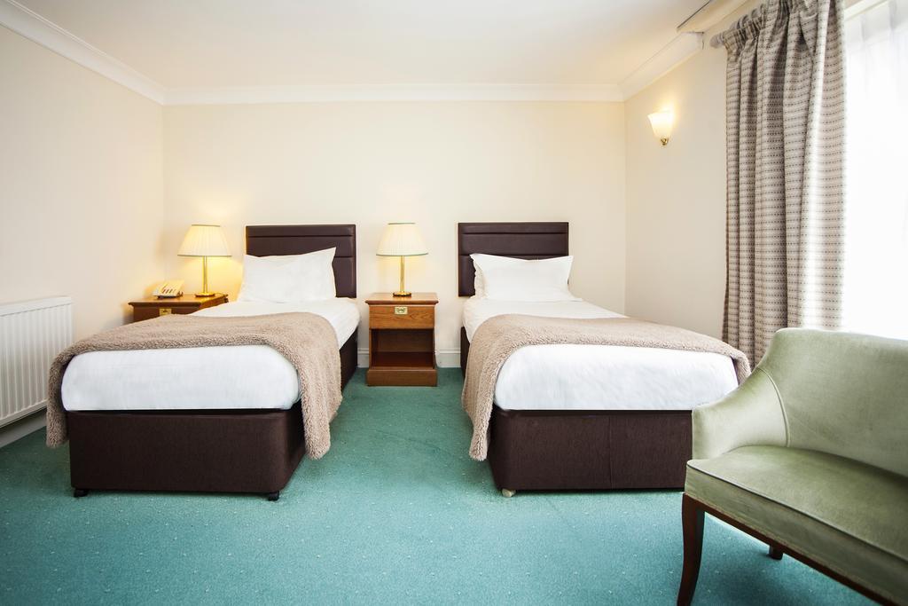 The Walnut Tree Hotel 브리지워터 외부 사진