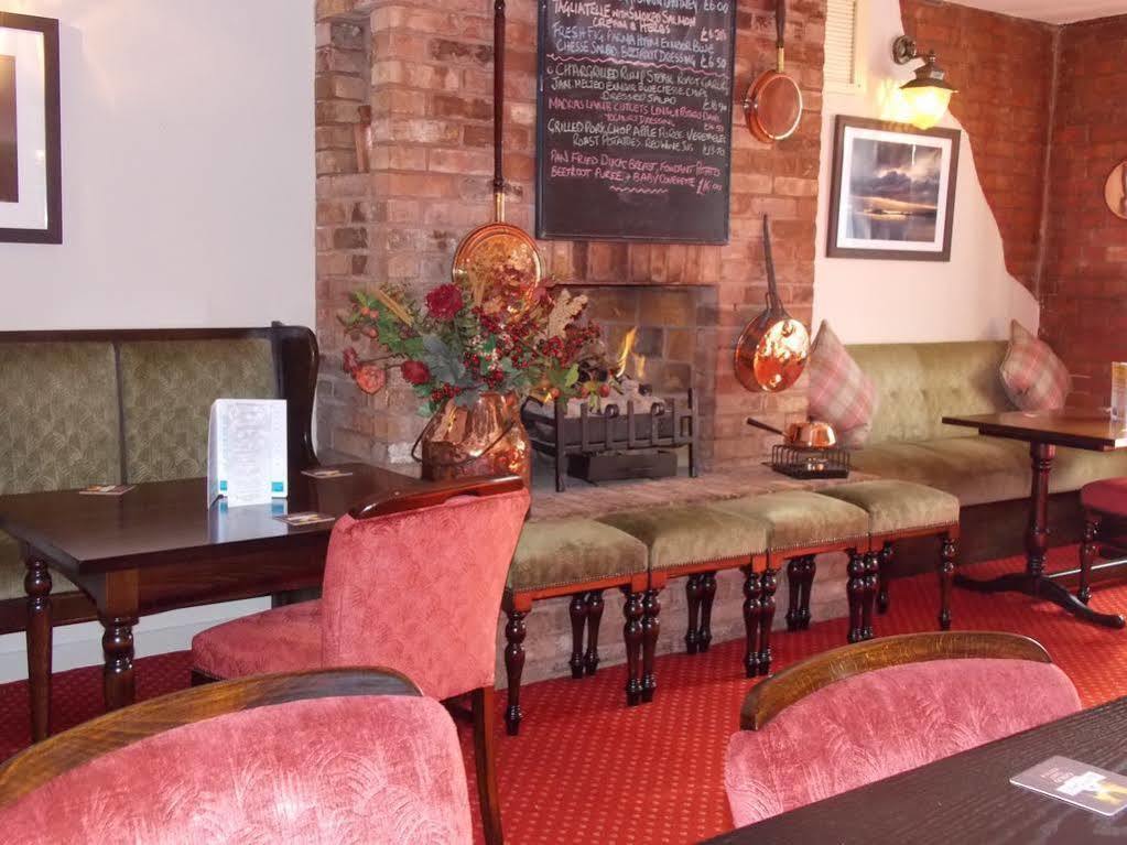 The Walnut Tree Hotel 브리지워터 외부 사진