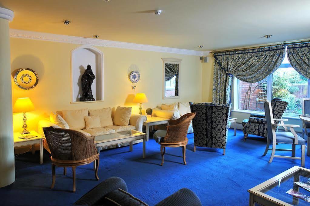 The Walnut Tree Hotel 브리지워터 외부 사진